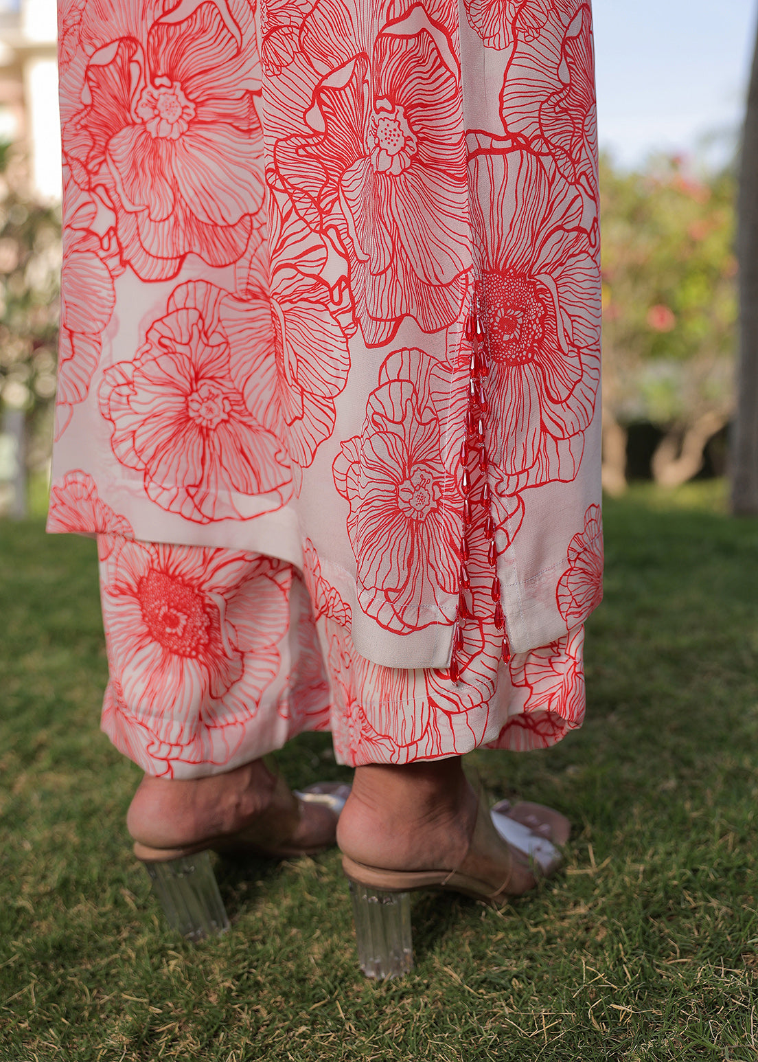 Blossoming Red Burst V Neck Fringe - Kurta Set