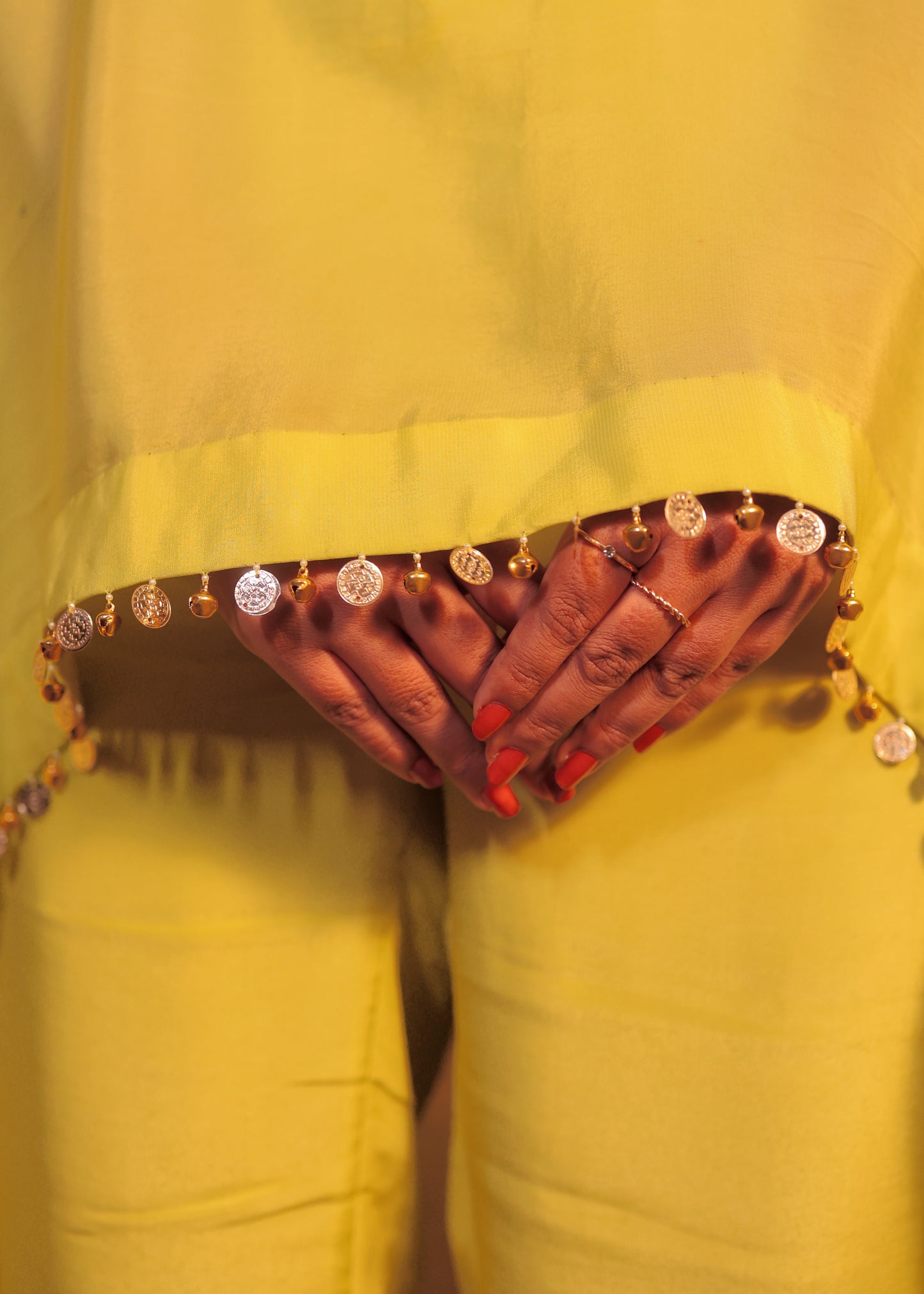 Shadow Foil Choker - Cape with Spaghetti and Pants