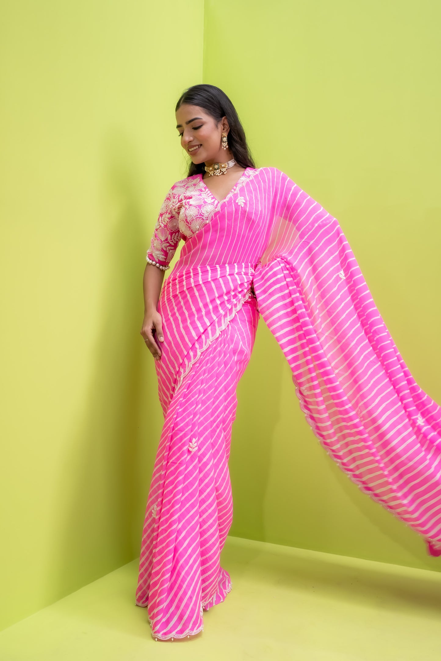 Floraltina Gulabi Leheriya - Saree w/d Blouse