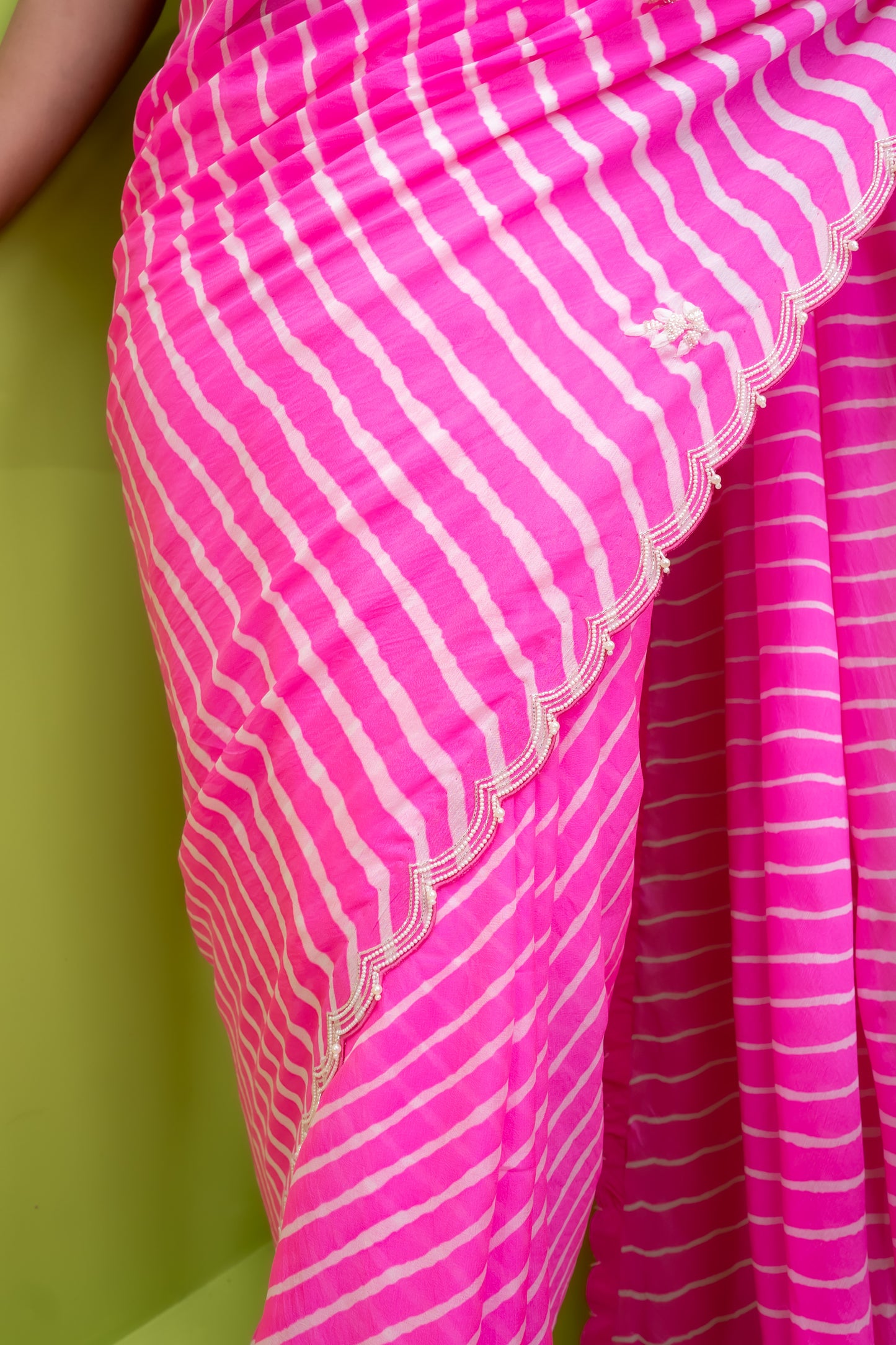 Floraltina Gulabi Leheriya - Saree w/d Blouse