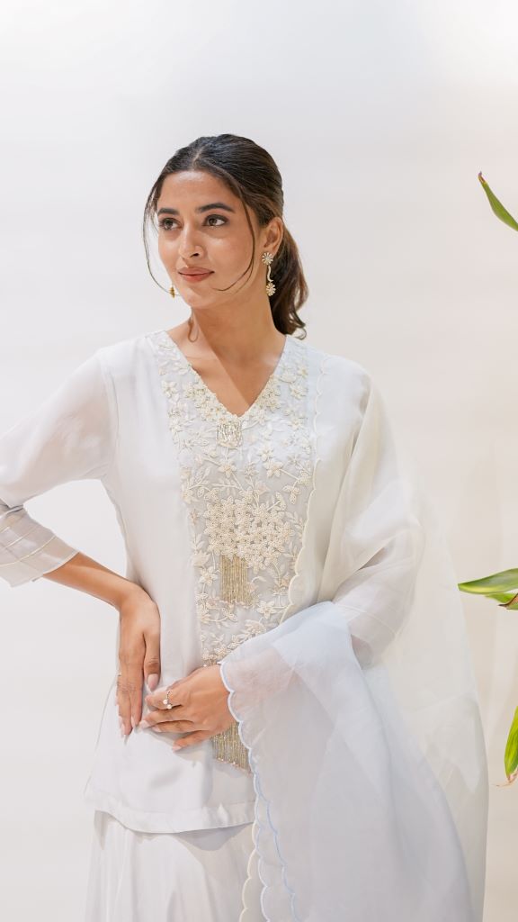 Moti Mrinal Short Kurta With Plazzo