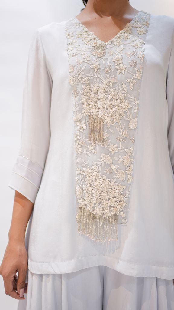 Moti Mrinal Short Kurta With Plazzo