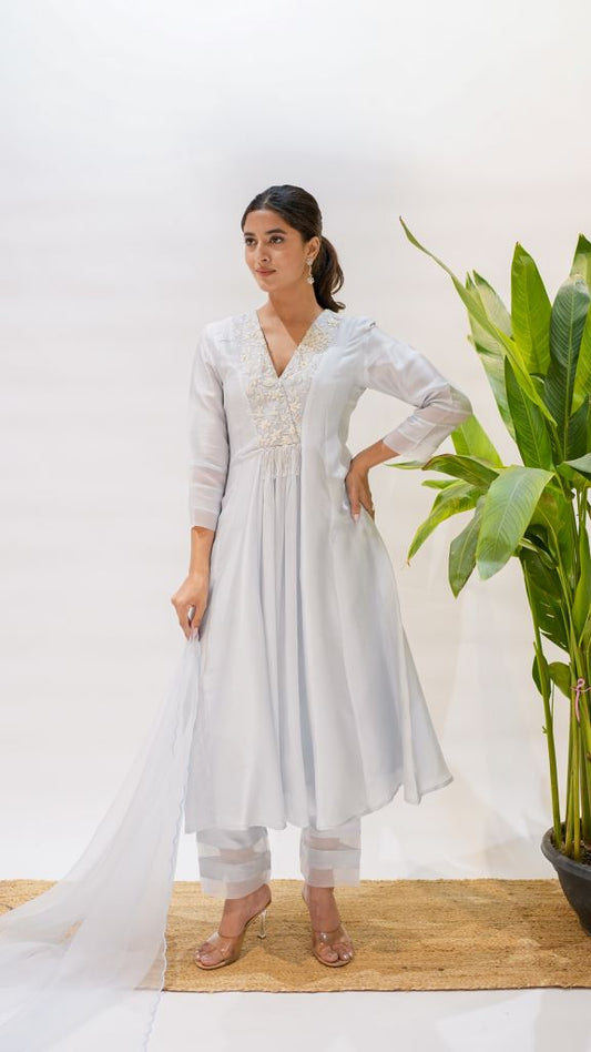 Moti Mrinal Front Geather Suit Set