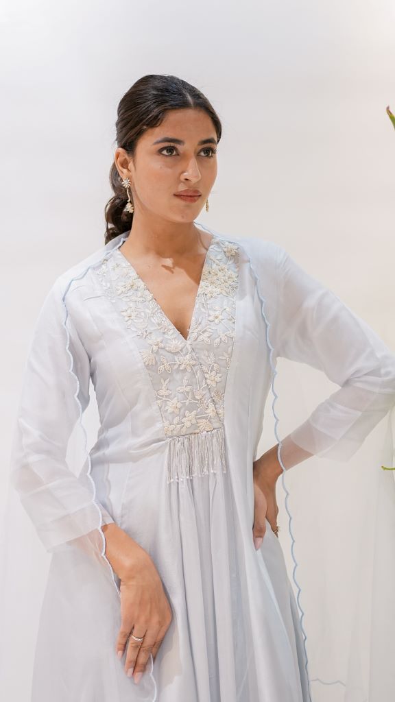 Moti Mrinal Front Geather Suit Set