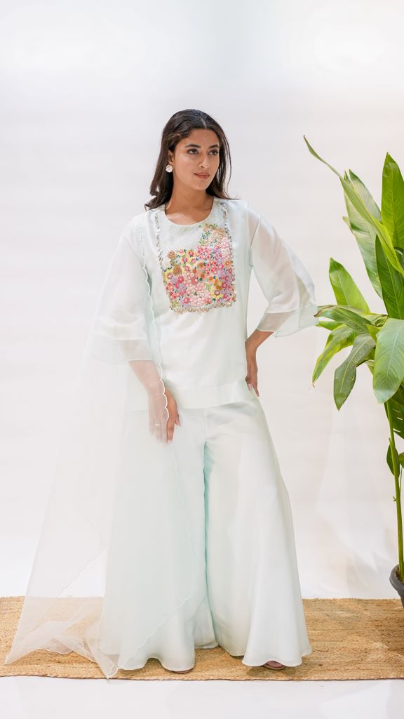 Kaliyarn Firozi Square Yoke Tassel W|d Plazzo And Dupatta
