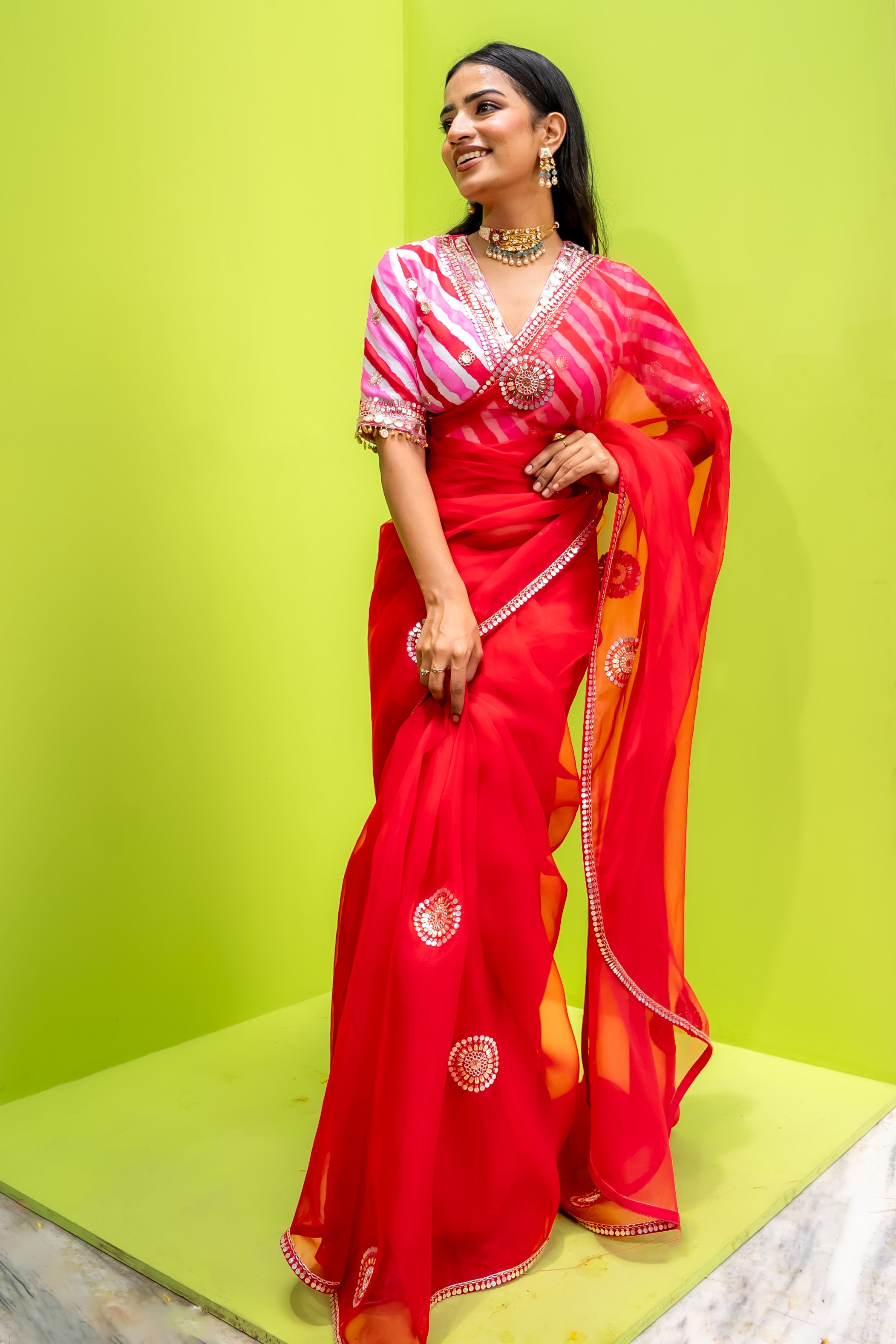 Gulal Leheriya Blouse With Laddoo - Saree