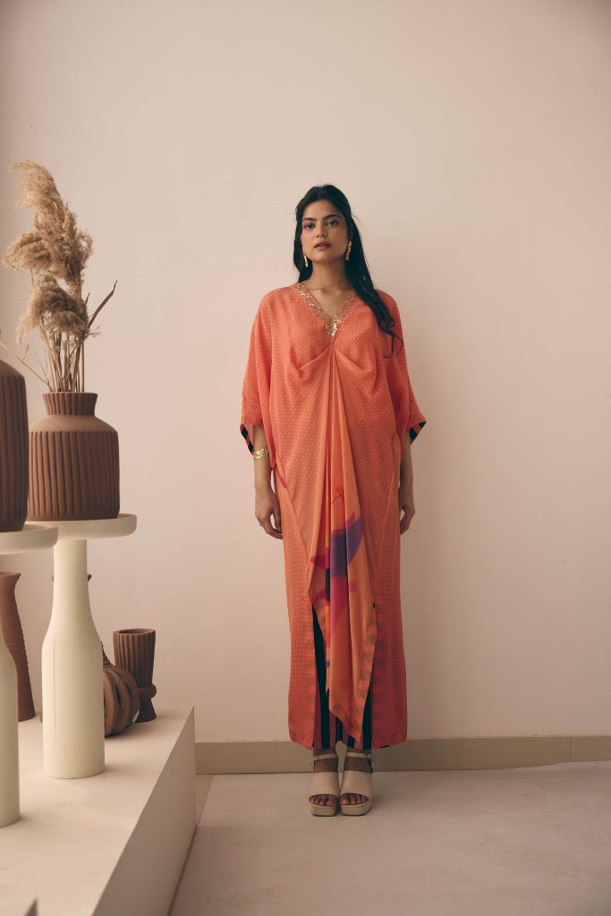 Coral Petal Knot Kurta With Pant