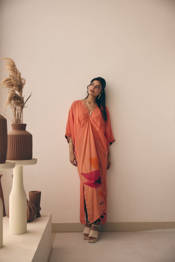 Coral Petal Knot Kurta With Pant