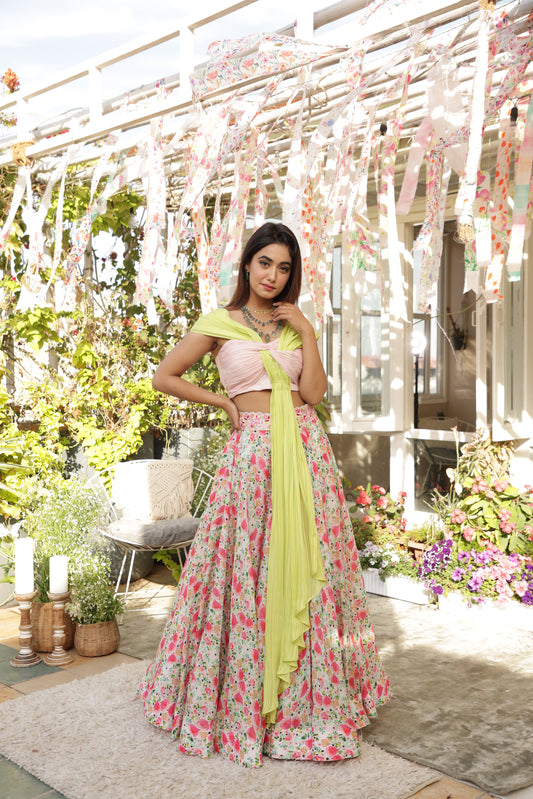 Flower Cluster Ureb - Skirt Set